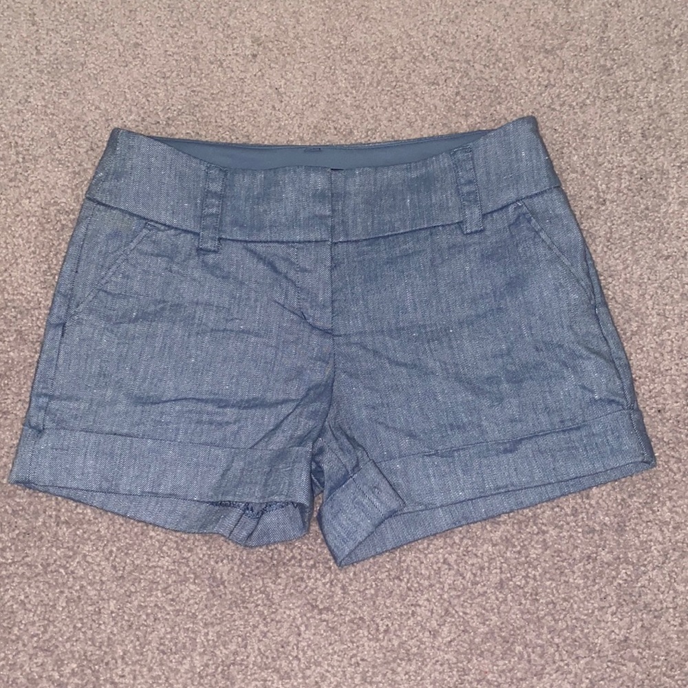 Express Midi Low-Rise Shorts - Size 2